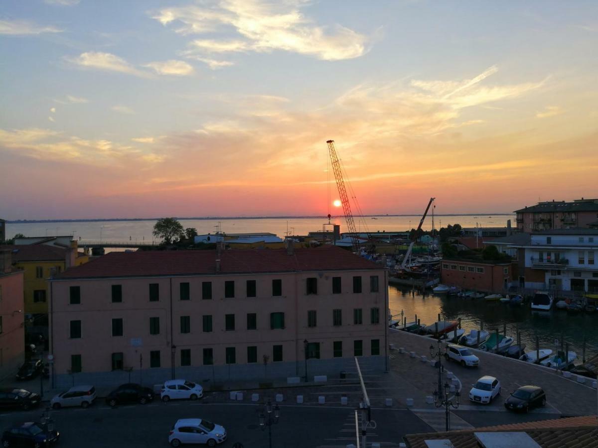Ferienwohnung Mansarda Settimo Cielo Chioggia Exterior foto