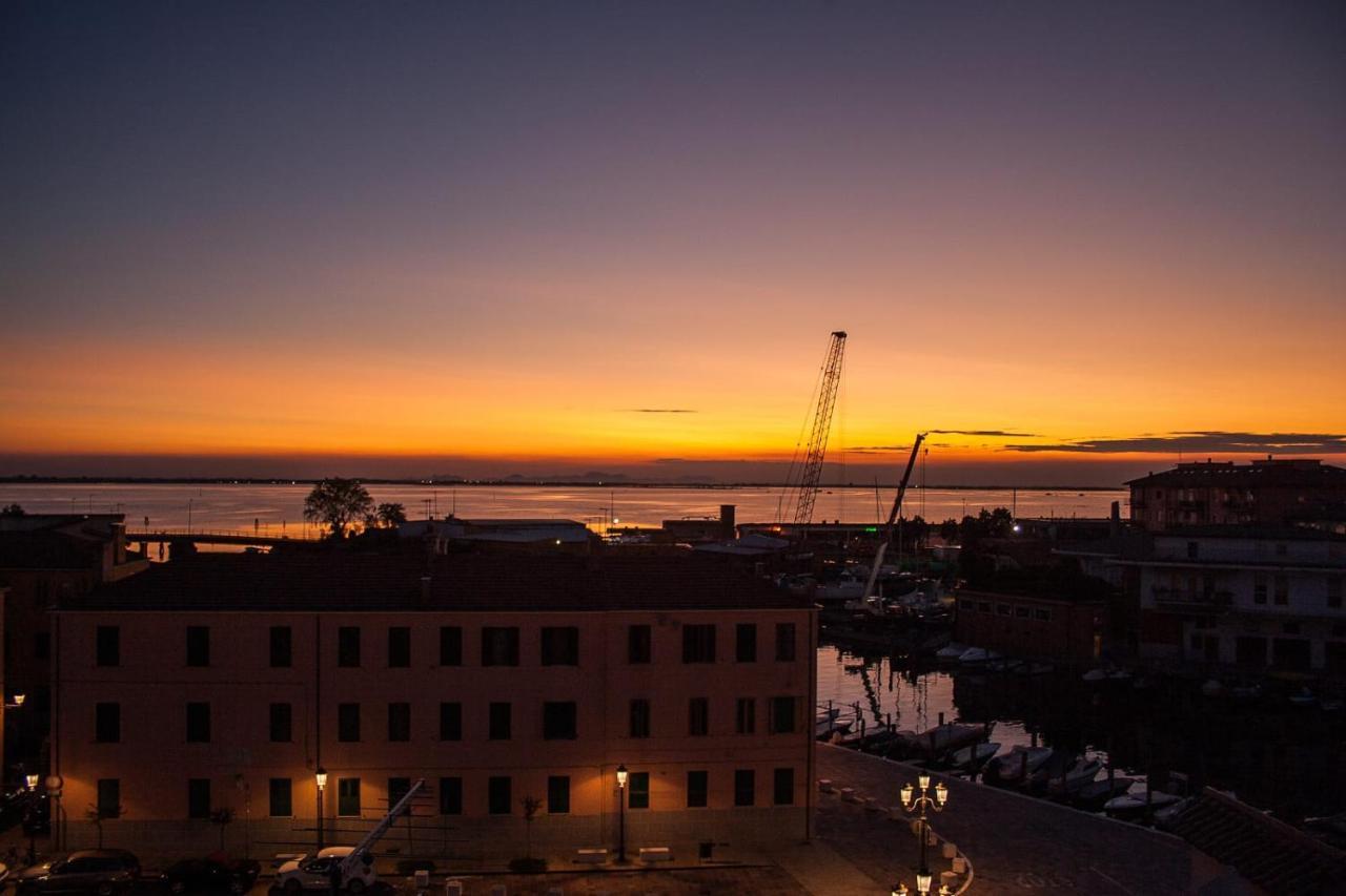 Ferienwohnung Mansarda Settimo Cielo Chioggia Exterior foto