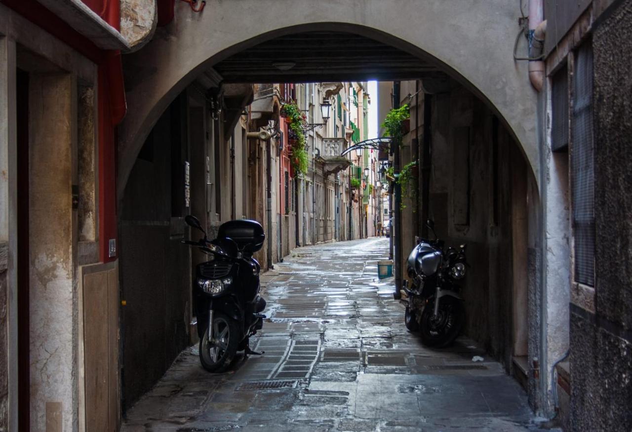 Ferienwohnung Mansarda Settimo Cielo Chioggia Exterior foto